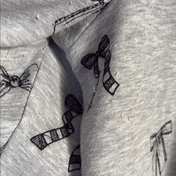 Anthropologie Maeve Gray Sweatshirt with embroidered Bow Print - Picture 7 of 10